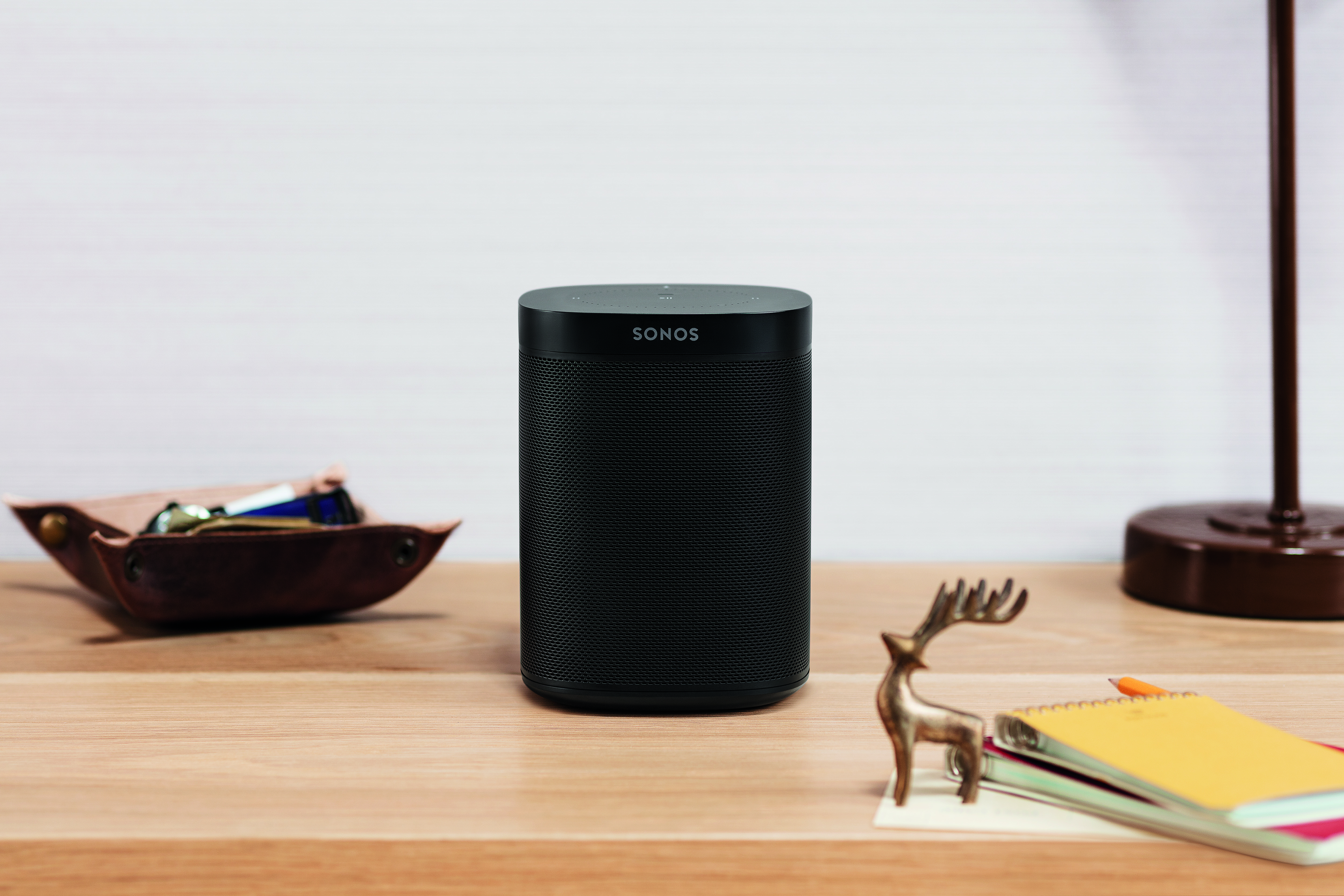 sonos-one-christmas-lifestyle sonos-one-christmas-lifestyle