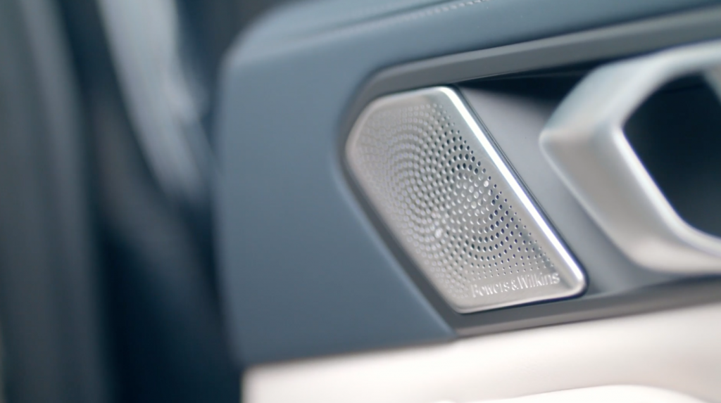 BMW-X7-Bowers-and-Wilkins-speakers