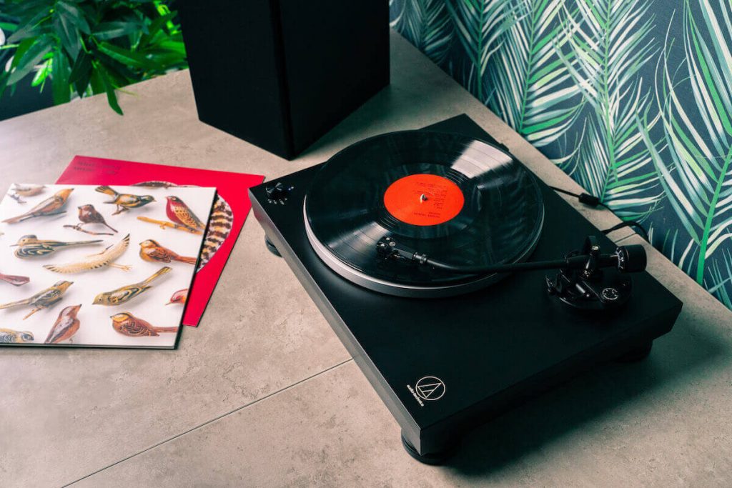 Audio-Technica-LP5X-Turntable
