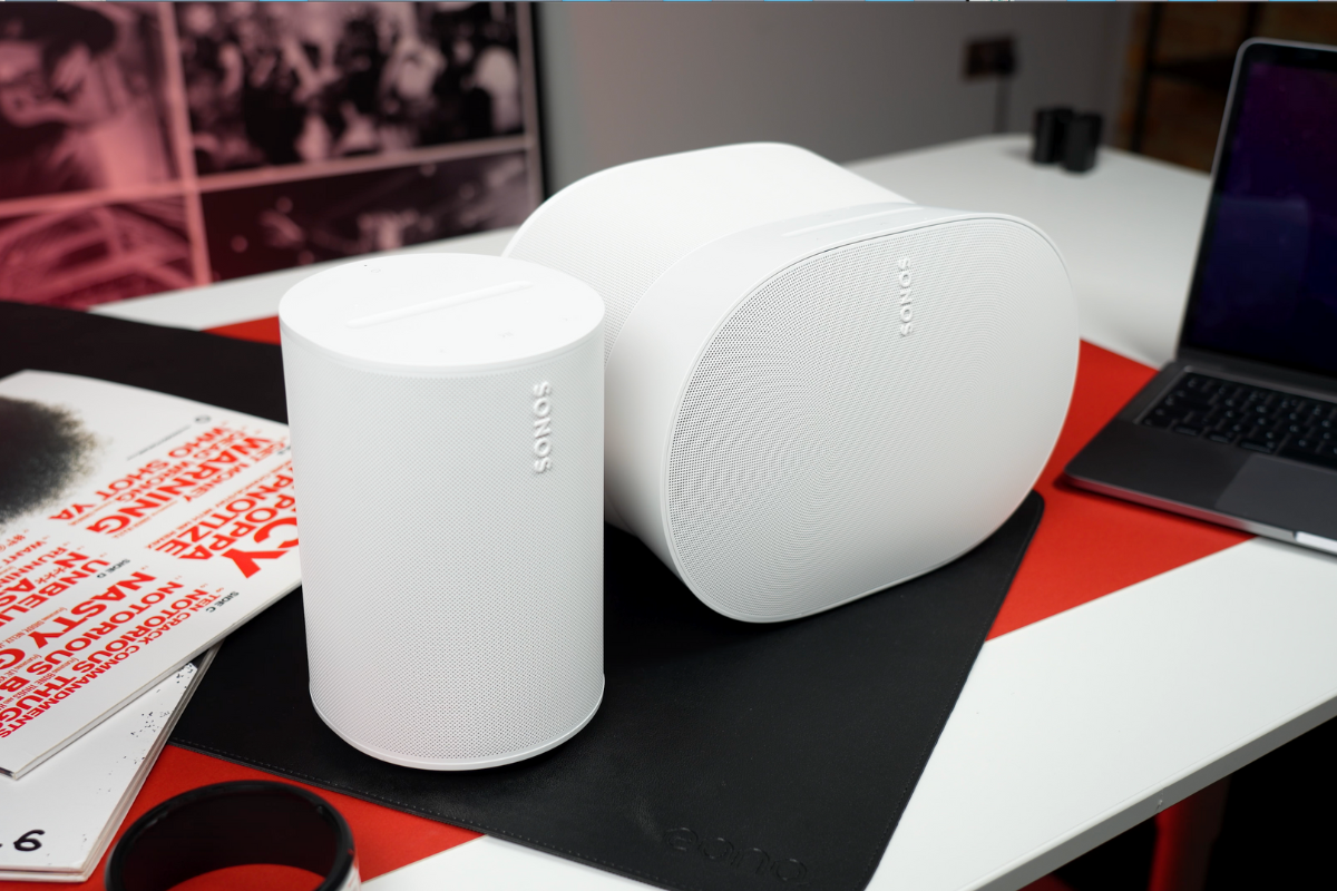 Sonos-Era-100-Era-300-Side-By-Side-White