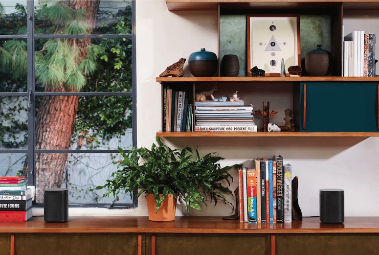 Sonos_One_SL_Pair_Lifestyle