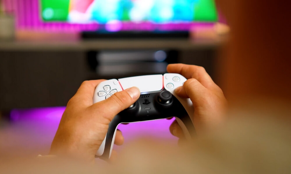 Sony A90K Gaming PS5 Lifestyle