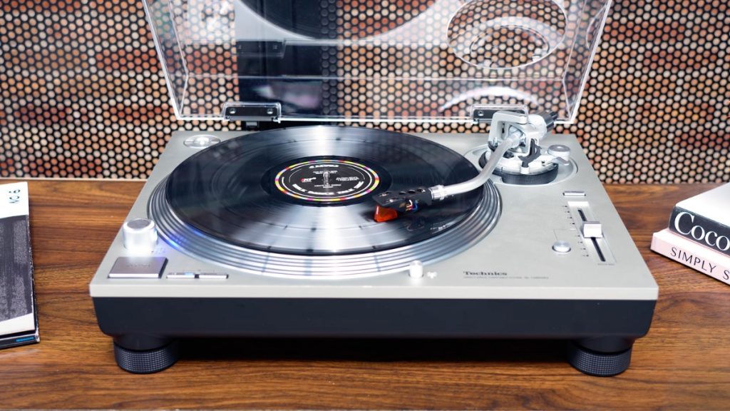 Technics SL-1200GR2 atop of a unit